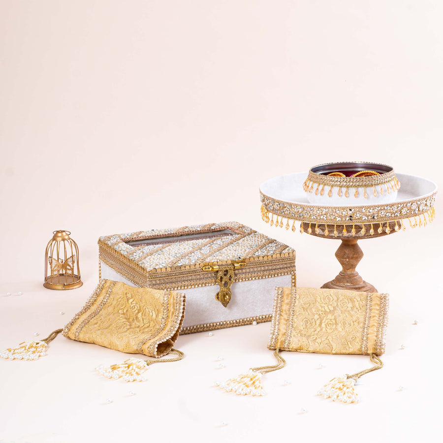 Ivory Zehra Chura Ceremony Set
