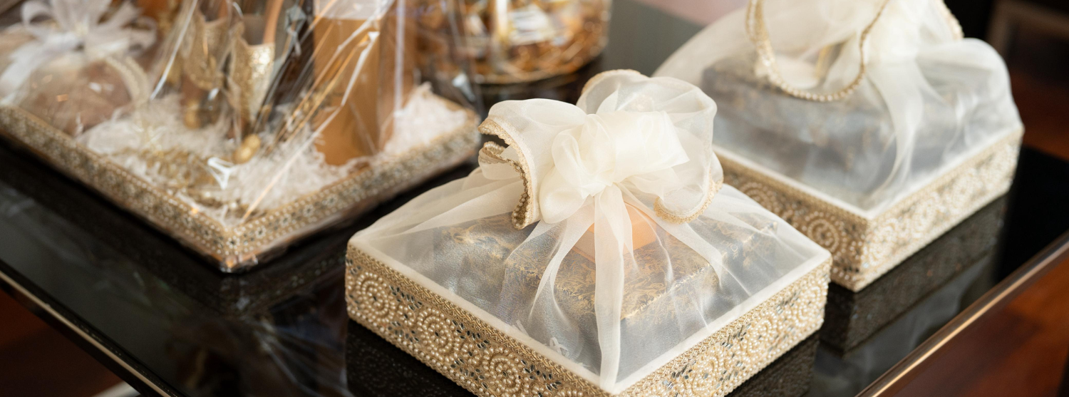 The Role of Wedding Gift Hampers in Indian Weddings: Meaning, Timing & Modern Traditions
