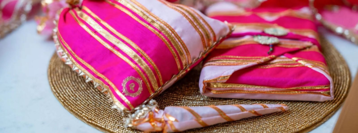 Wedding anniversary gifts by year – the complete guide