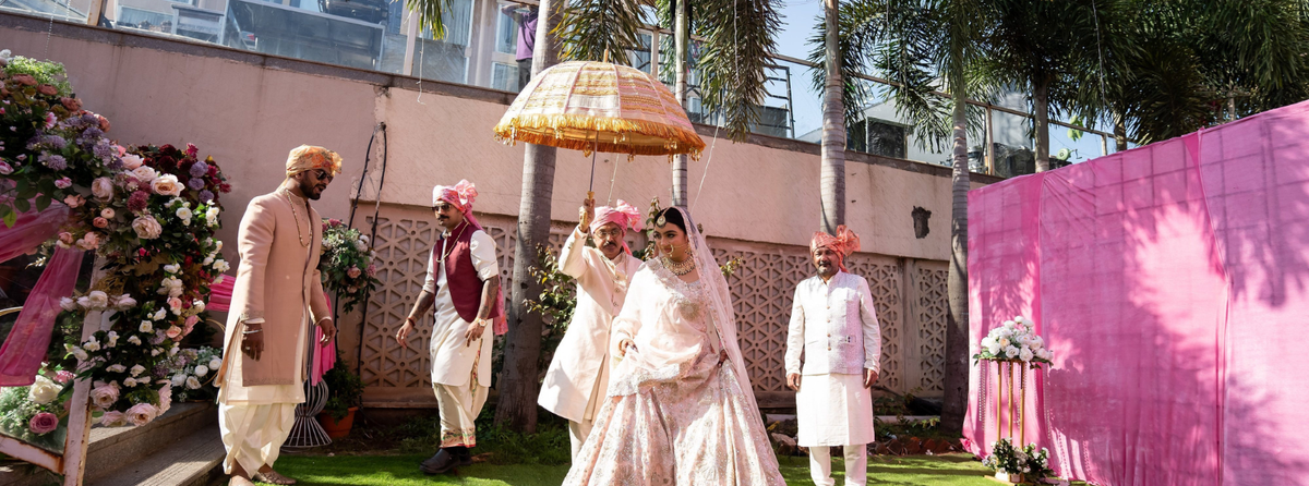 How to Write the Perfect Wedding Toast (Indian–American Wedding Guide)