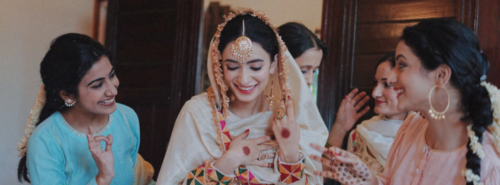 The Ultimate Newlywed Game Questions Guide: 100+ Questions for Weddings, Showers & Couple Nights