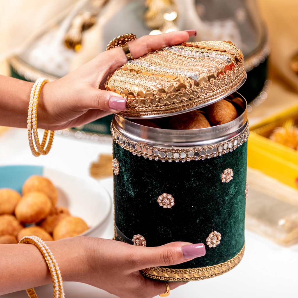 Km Velvet Ladoo Box (Long Shape)
