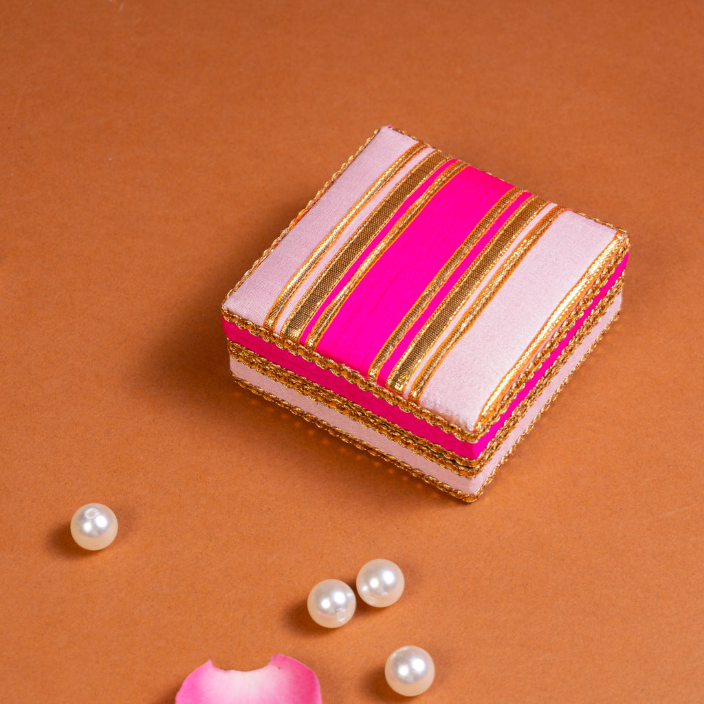 Premium Punjabi wedding accessory by Pataaree