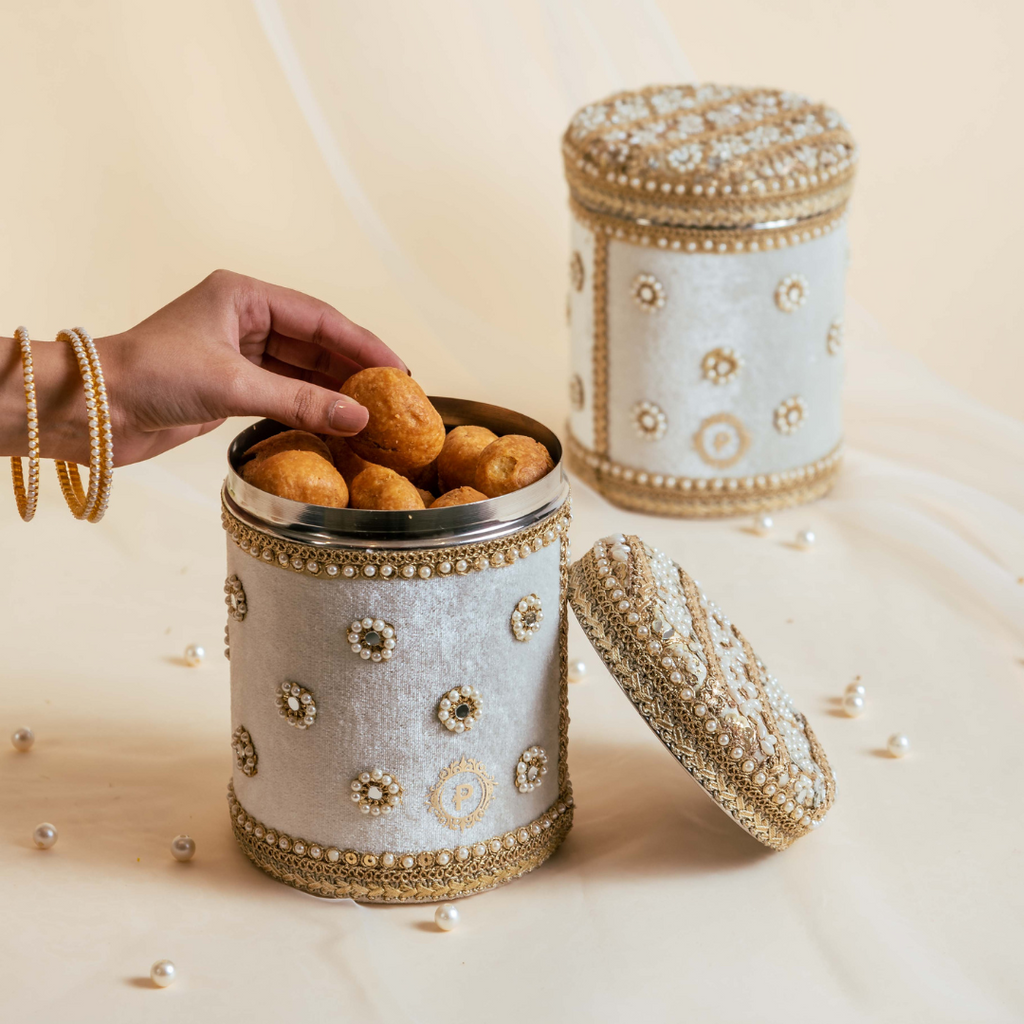 Zehra Ladoo Box 1Kg (Long Shape)