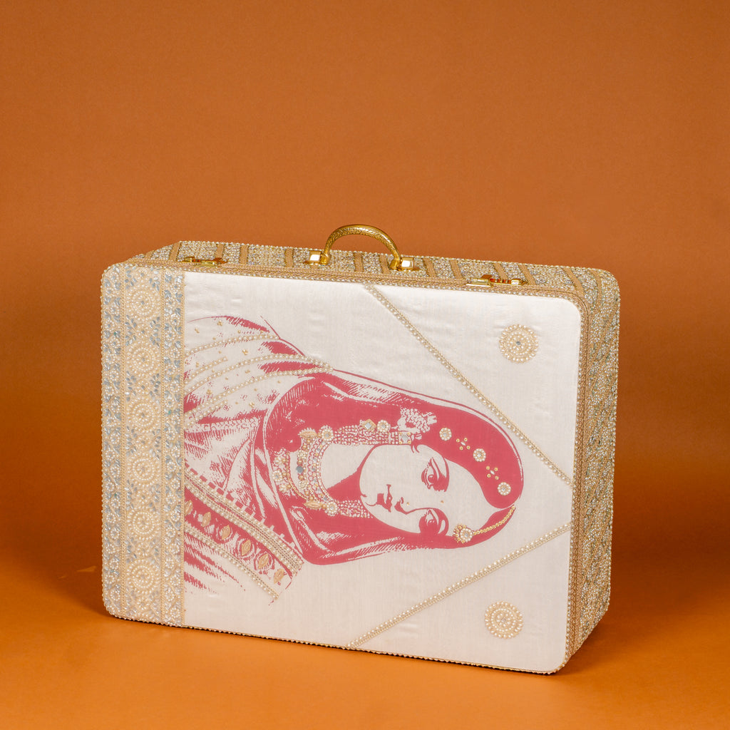 Zehra Maharani Trunk