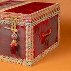 Surkh Trousseau Trunk
