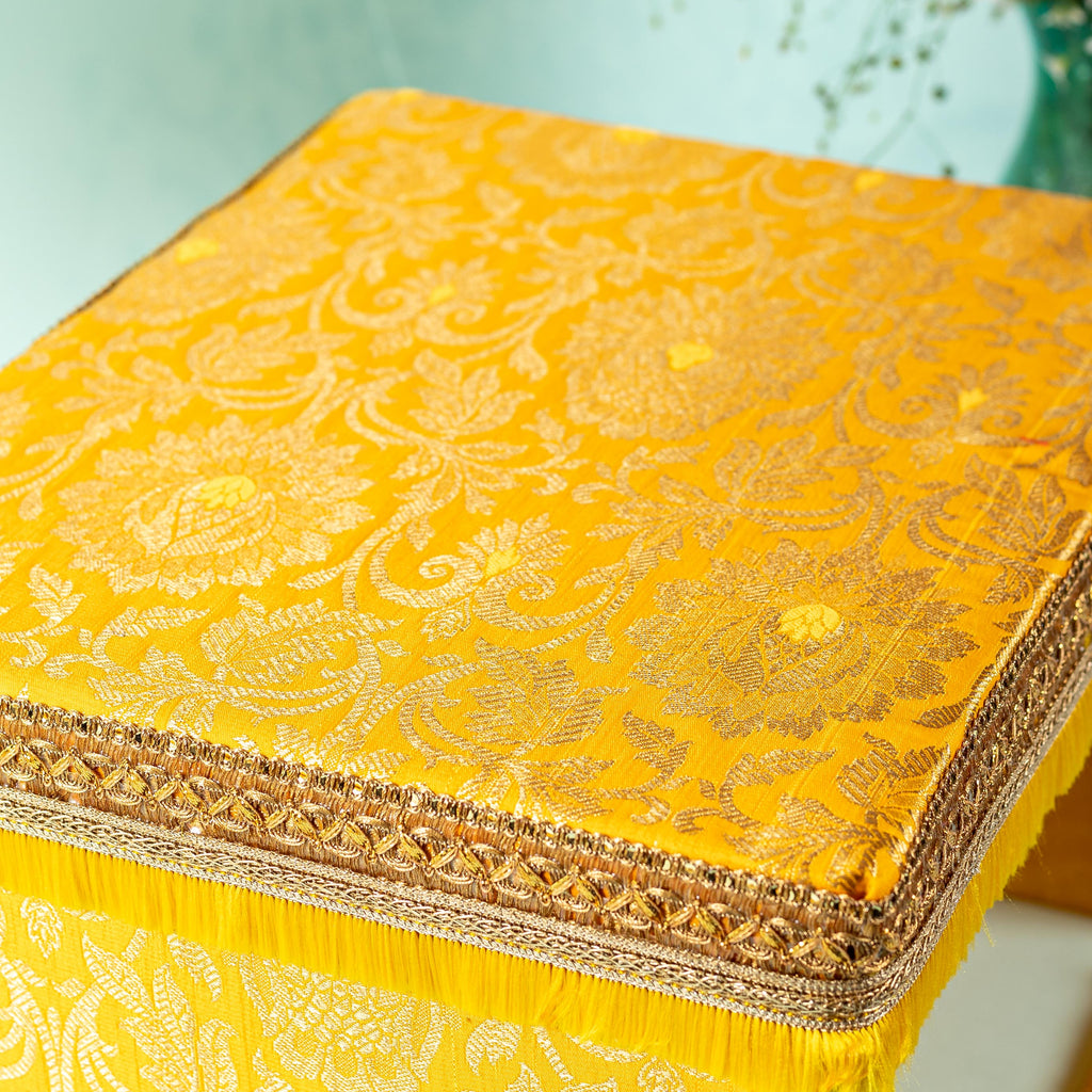 Brocade Peedi With Fatti