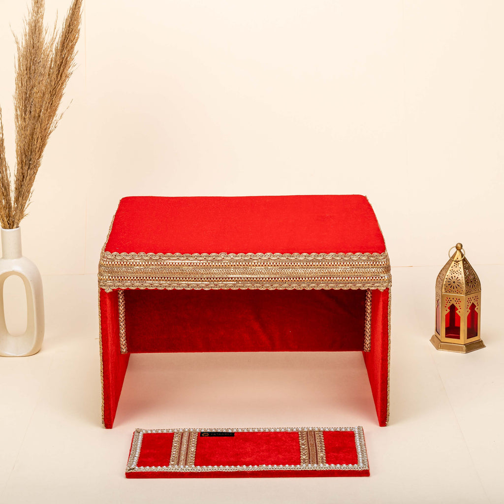 Zehra Peedi With Fatti Red