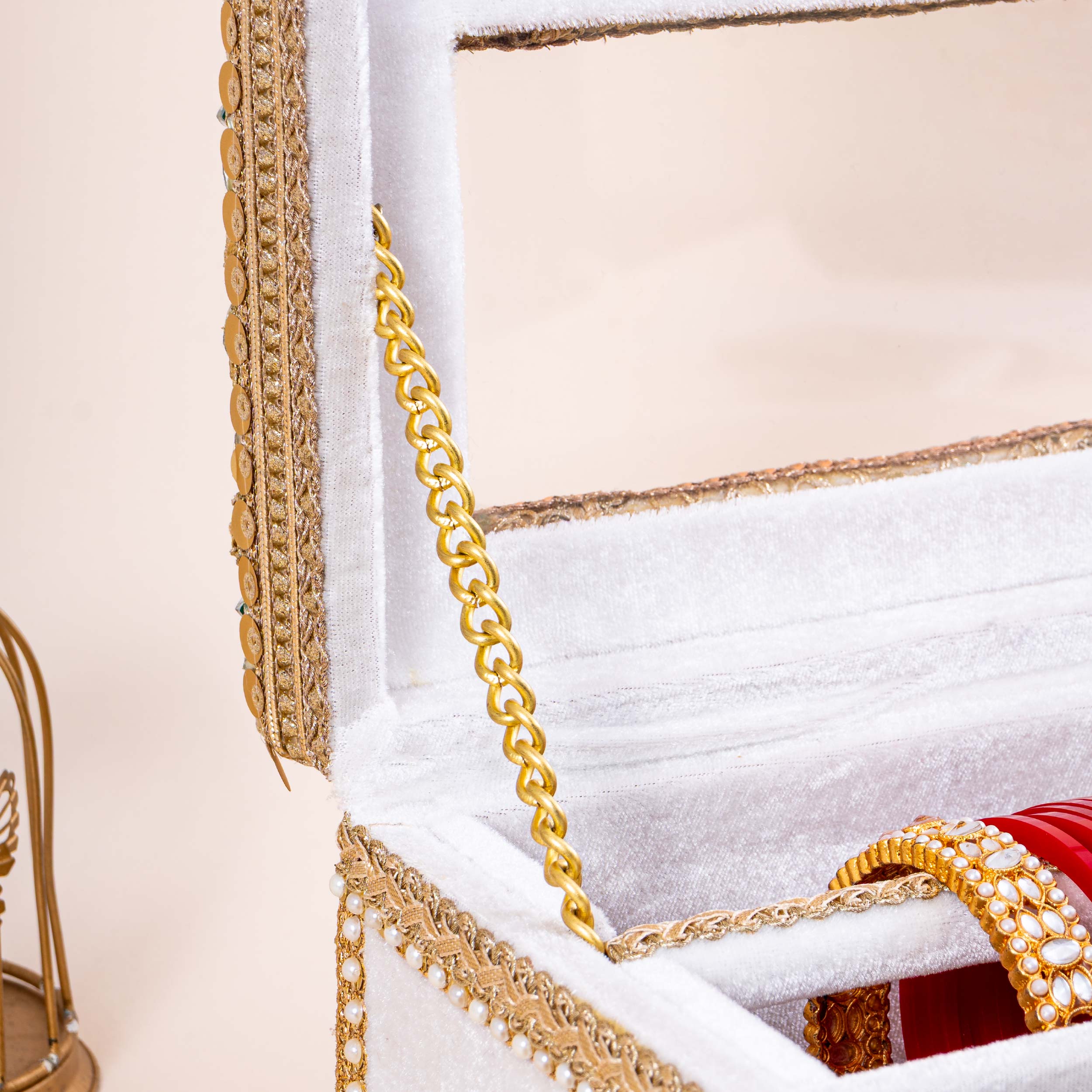 Ivory Zehra Chura Essentials Set