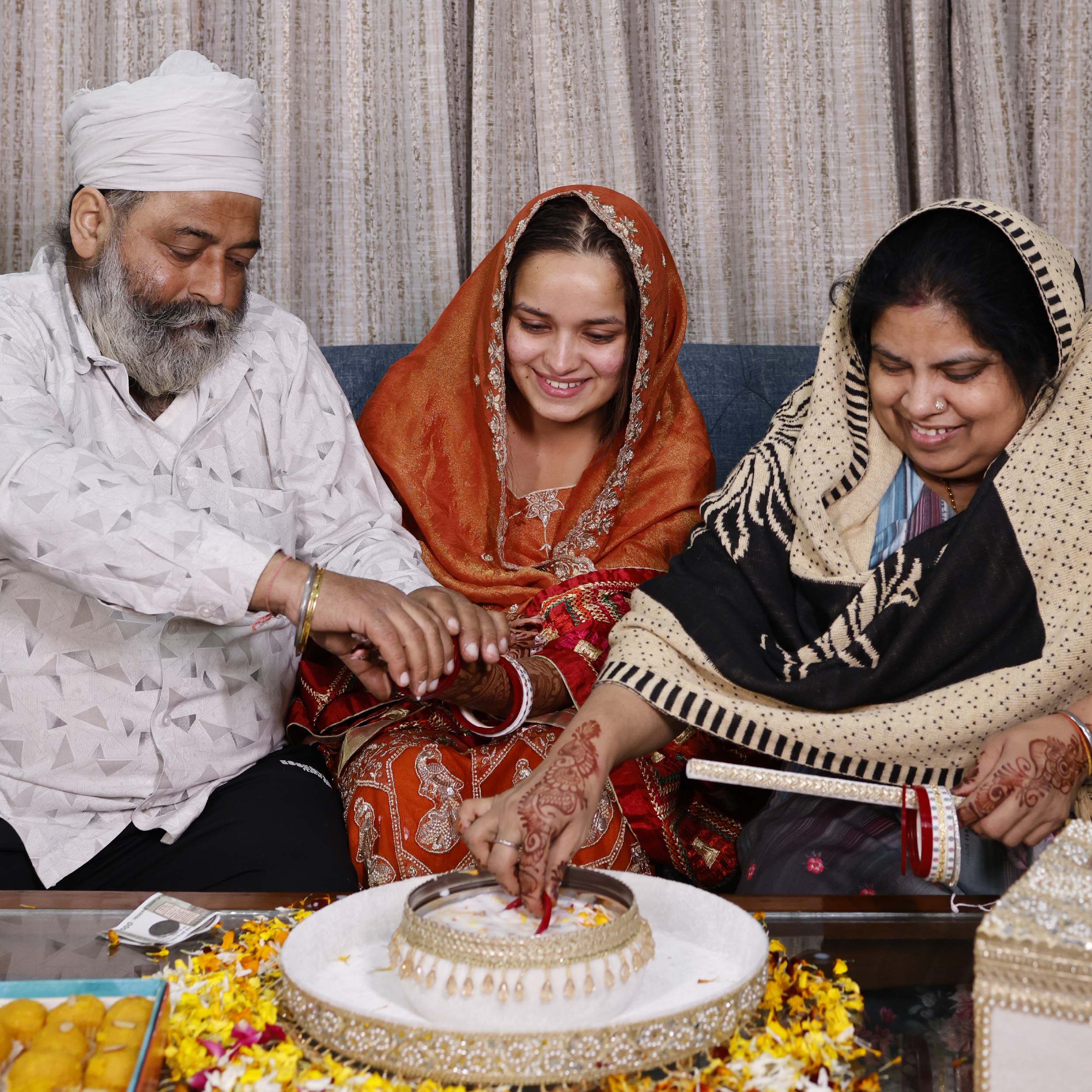 Ivory Zehra Chura Heirloom Set