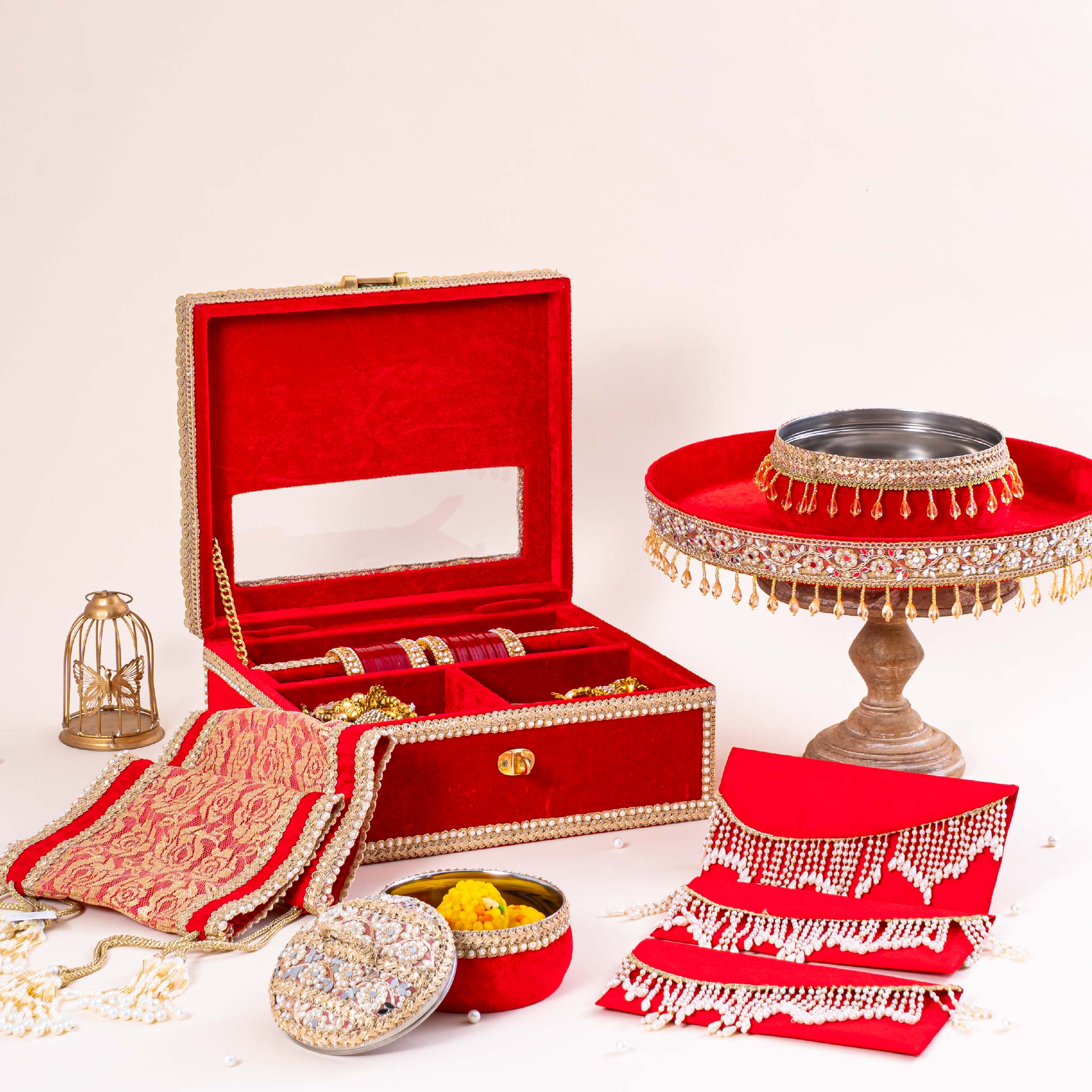 Red Zehra Chura Heirloom Set