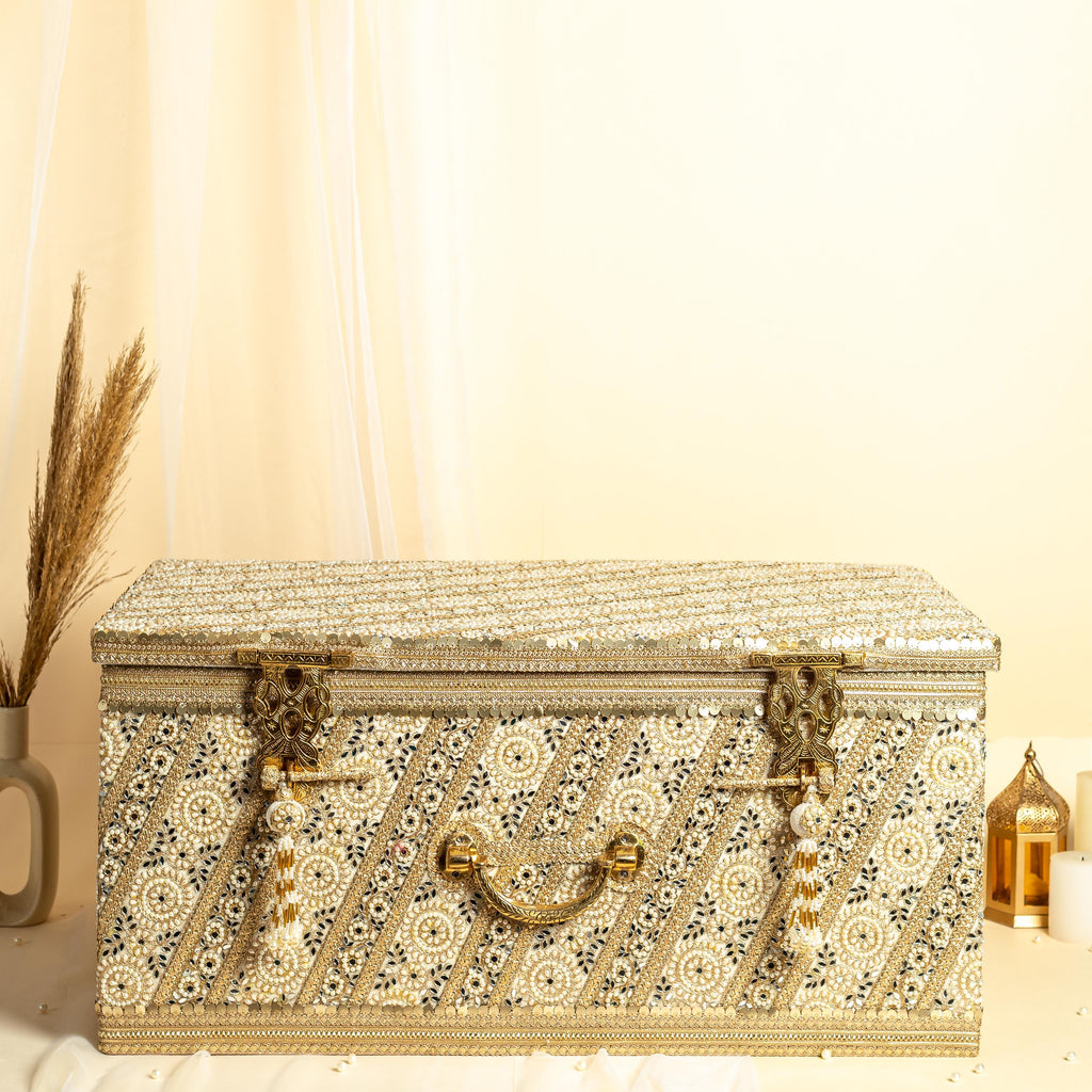 Zehra Trousseau Trunk