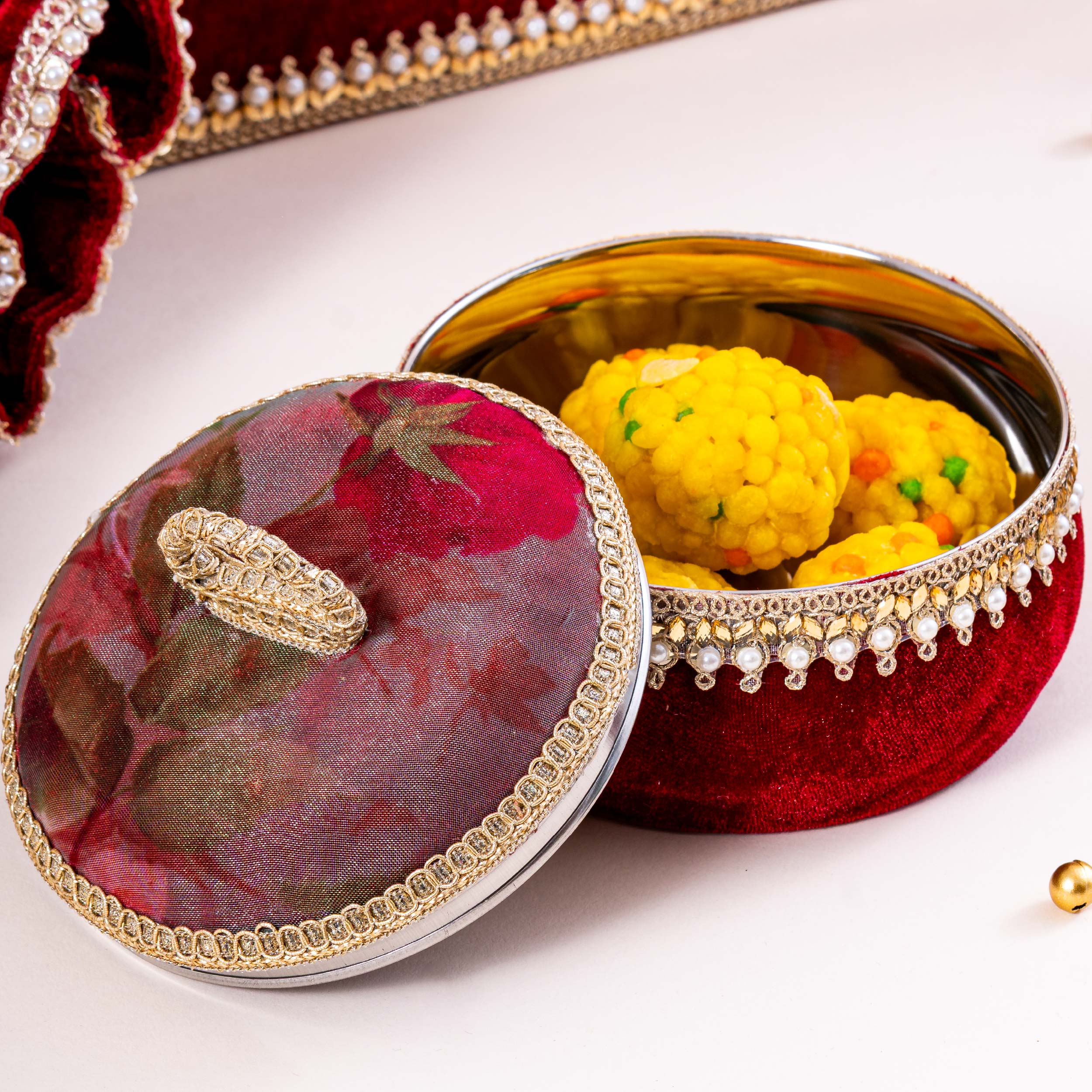 Surkh Chura Heirloom Set