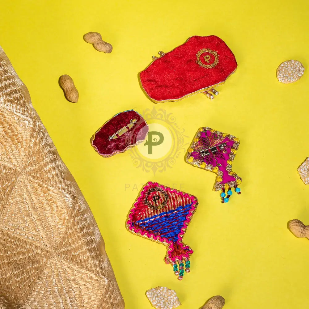 Baisakhi Brooch Pin & Magnet Gift Set (2 dhol & 2 kite) Brooch Pin