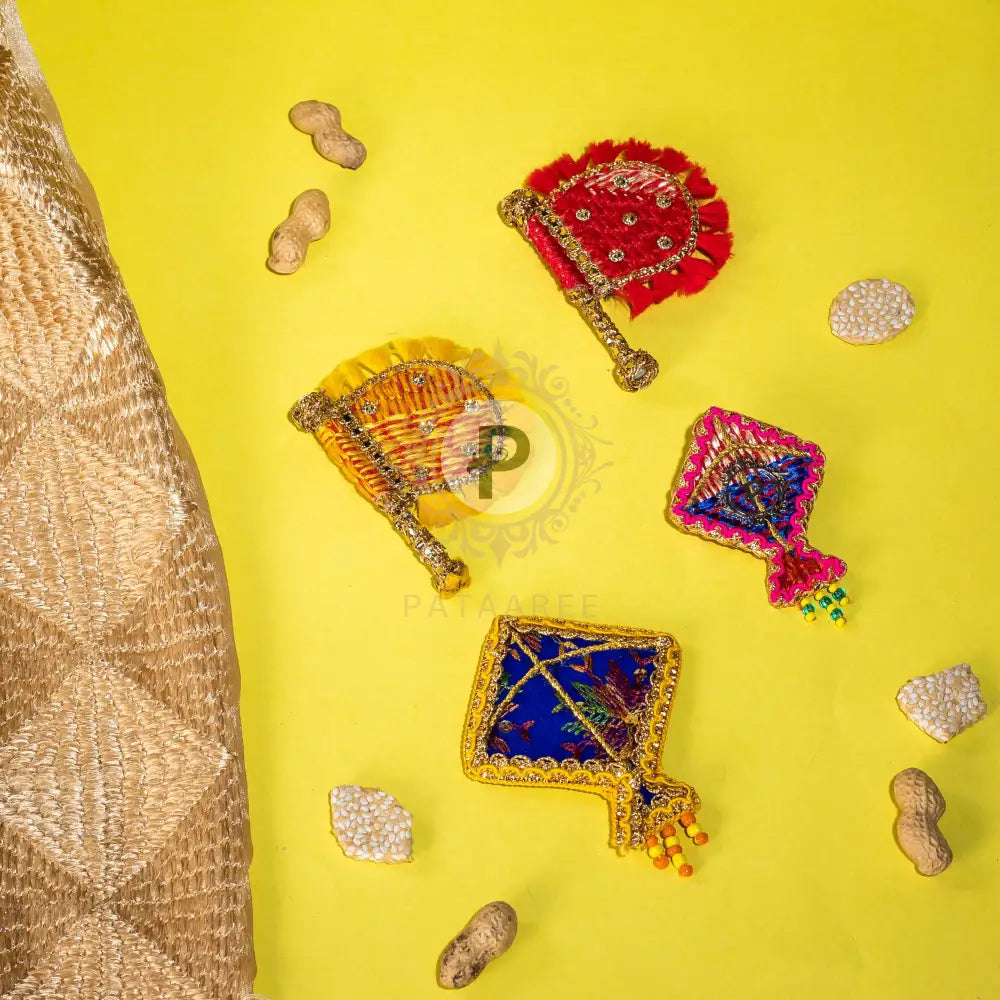 Baisakhi Brooch Pin & Magnet Gift Set (2 pakhi & 2 kite) Brooch Pin