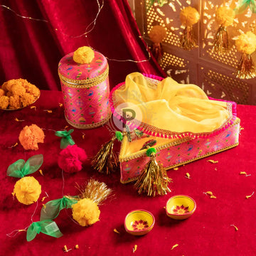 Bandhej Tissue Basket Set With Ladoo Box Genda Phool Toran & Diyas