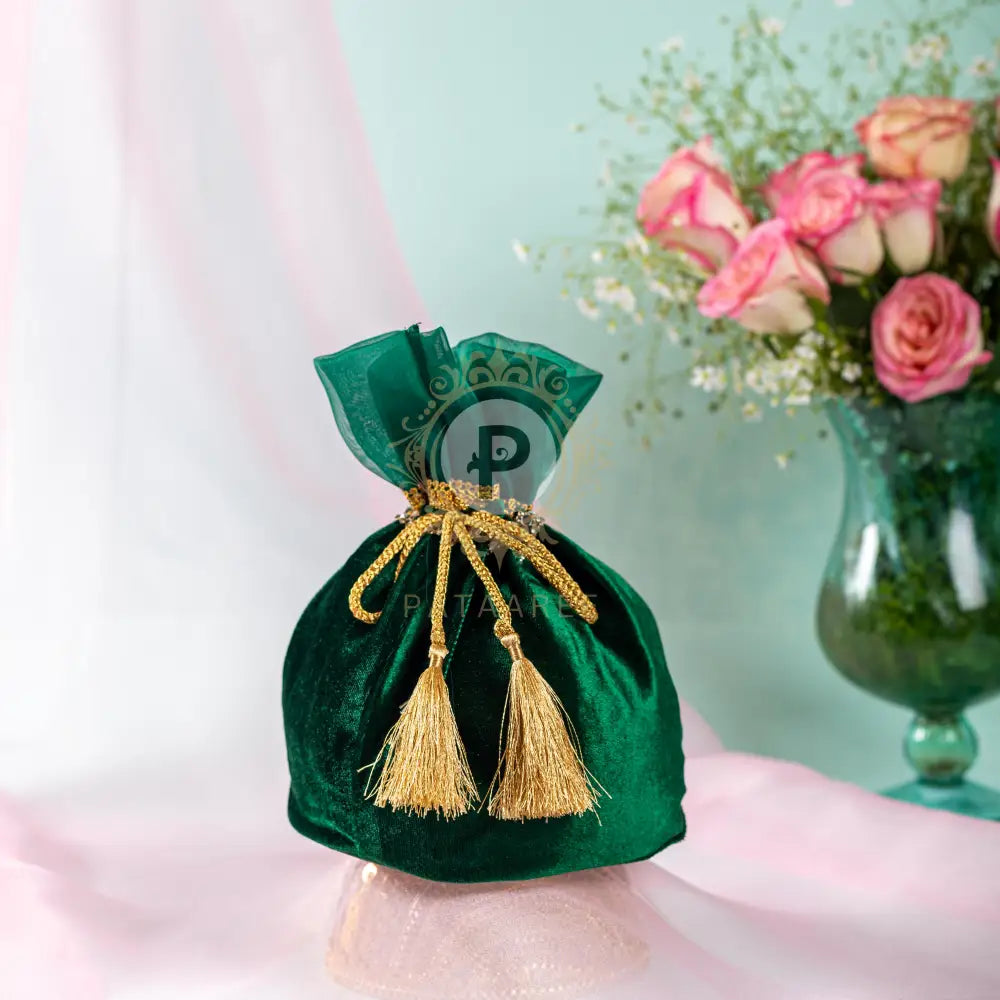 Velvet Potli (1Kg)