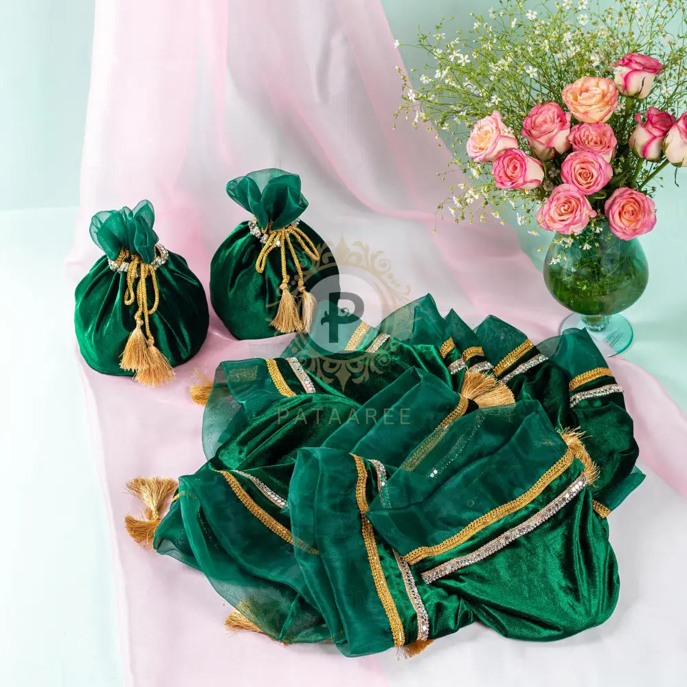 Velvet Potli (1Kg)