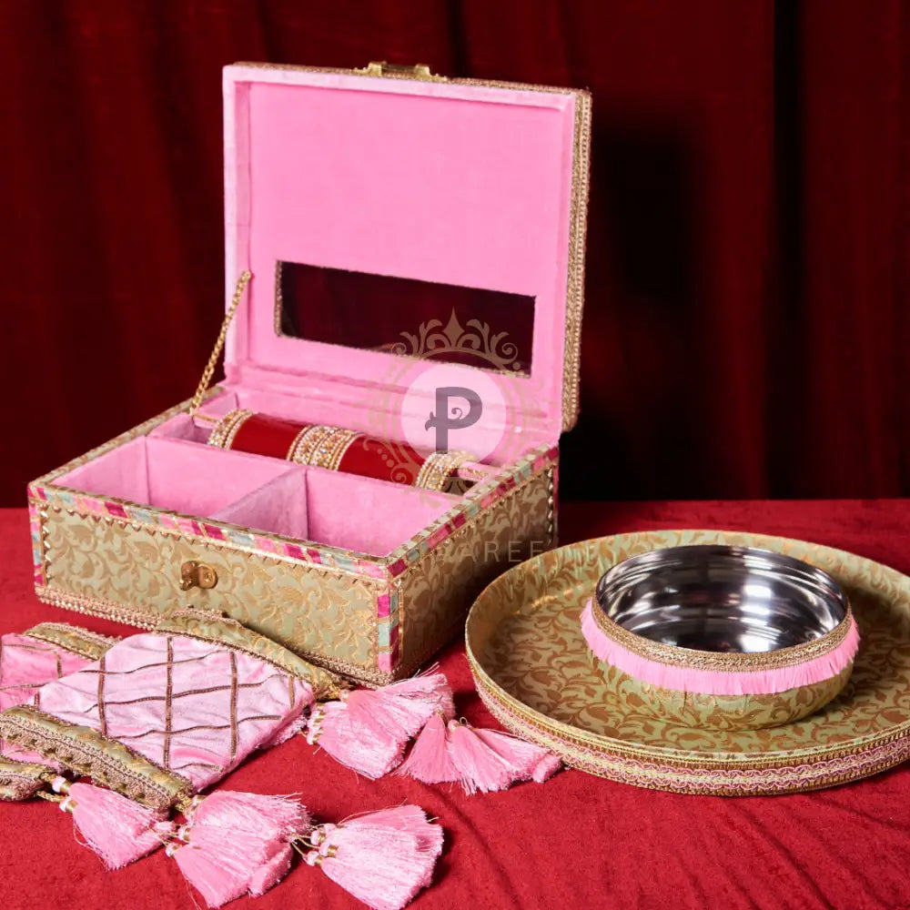 Chura Ceremony Set In Pastel Green Brocade