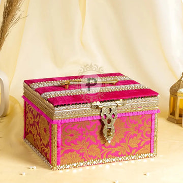 Hot Pink Makeup Vanity Makeup Vanity