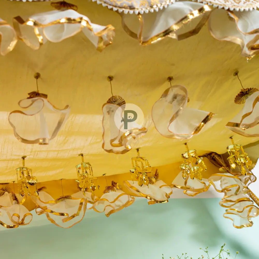 Brocade And Silk Chadar Ivory Gold