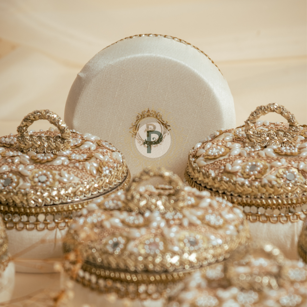 Zehra Ivory Ladoo Box Small Ladoo Box