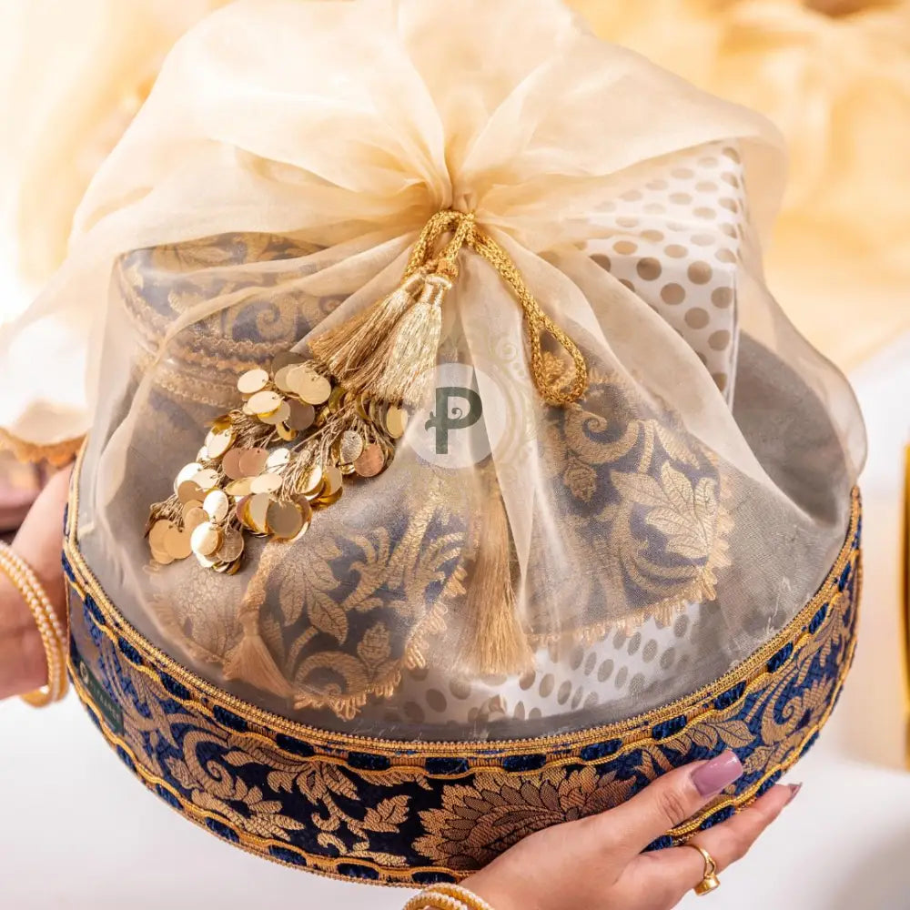 Km Brocade Round Tissue Basket Set
