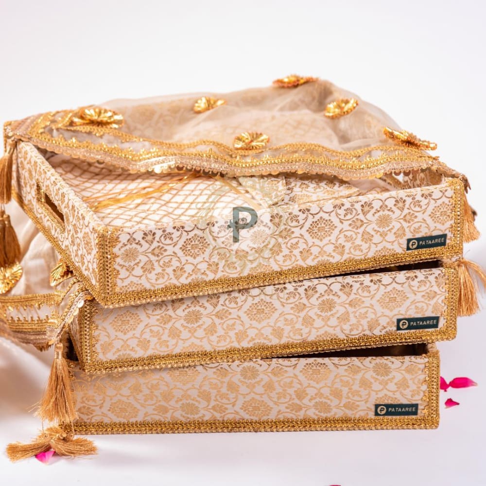 Serve KM Wedding Packing Tray With Cover For Present Gifts – Pataaree  Studios Pvt Ltd, image size:1000x1000