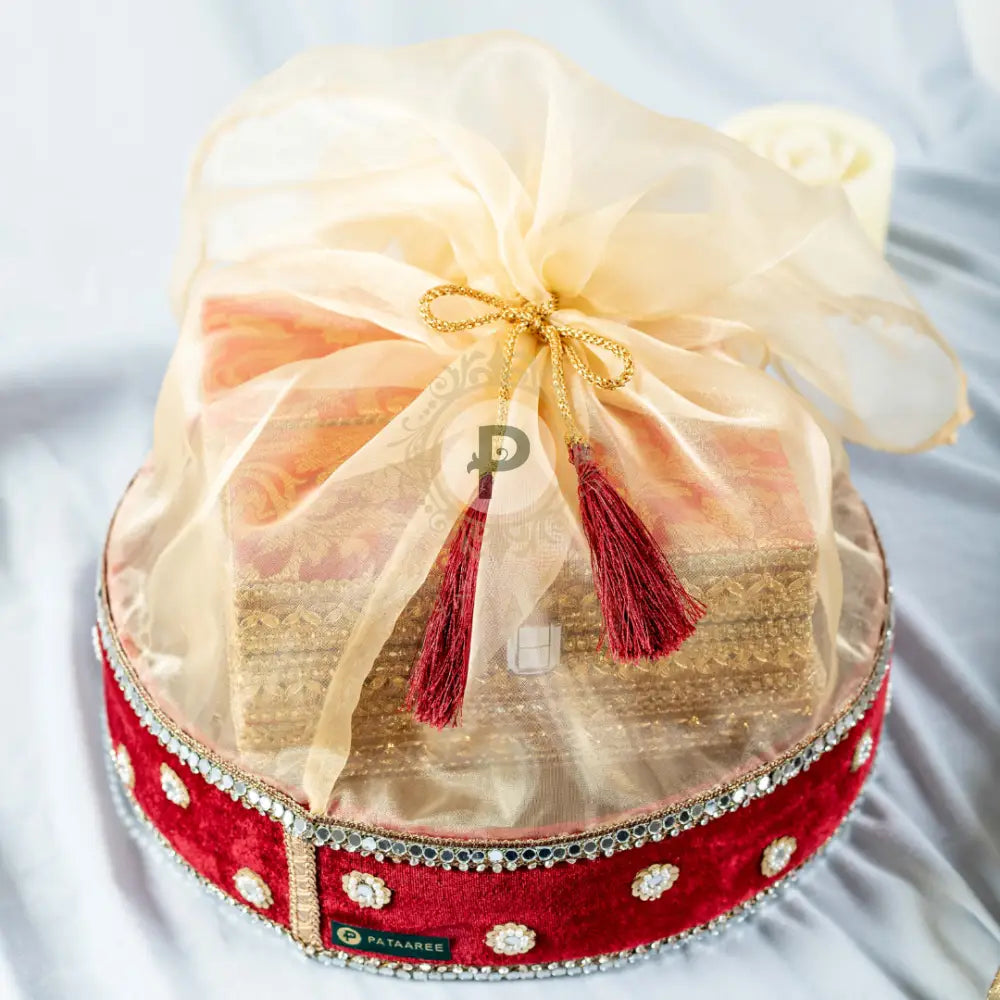 Km Velvet Round Hamper Basket Set