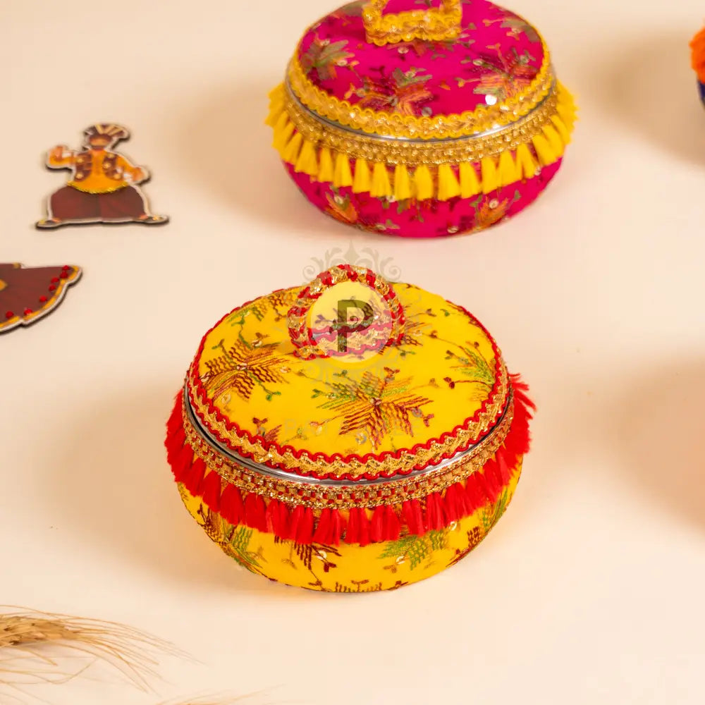 Traditional Phulkari favor box, ideal for Lohri festivities