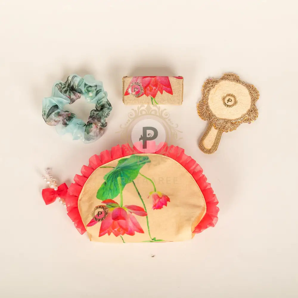 Lotus Mehndi Favour Kit Potli