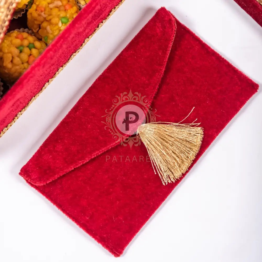 Maroon Velvet Palki Sahe Chithi Set With Screen Printed Scroll