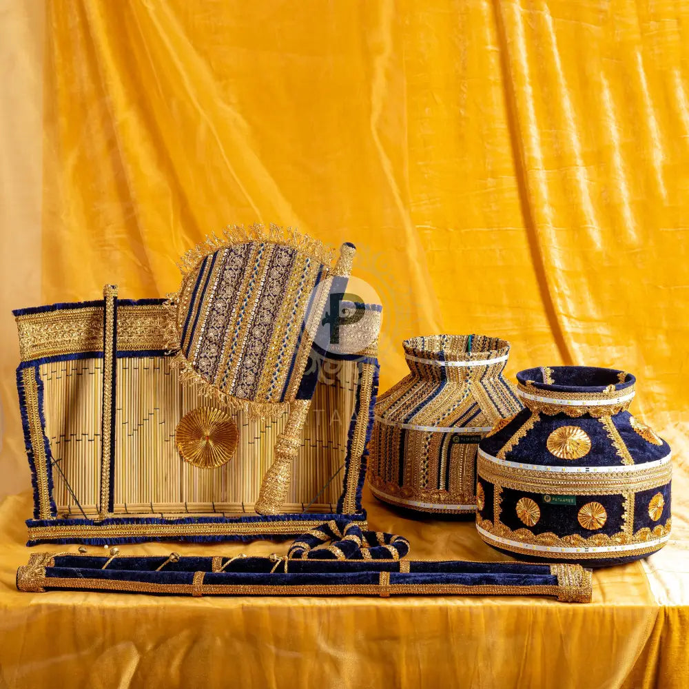 Jaago Set Navy Blue And Gold