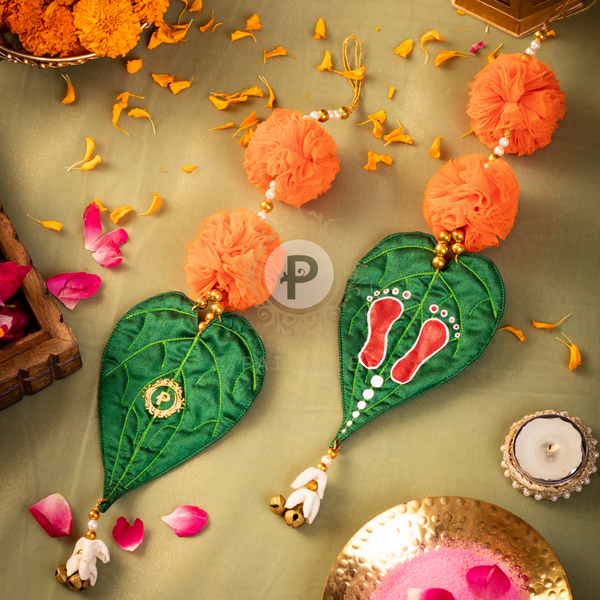 Paan Patti Lakshmi Charan Toran (Pair) Toran