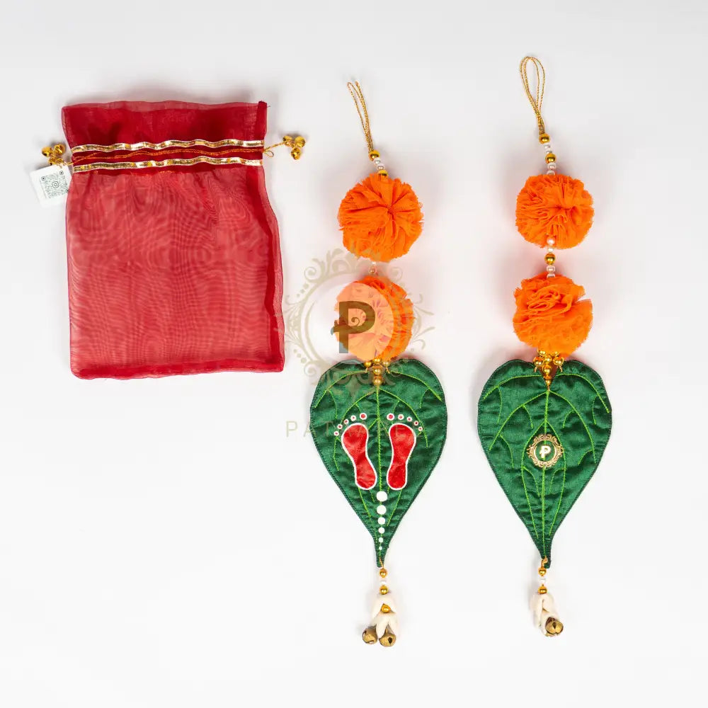 Paan Patti Lakshmi Charan Toran (Pair) Toran