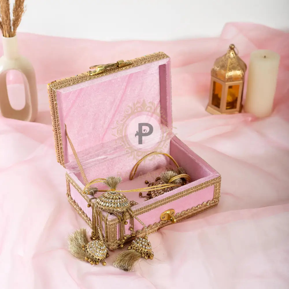 Pastel Pink Satrangi Kaleera Box