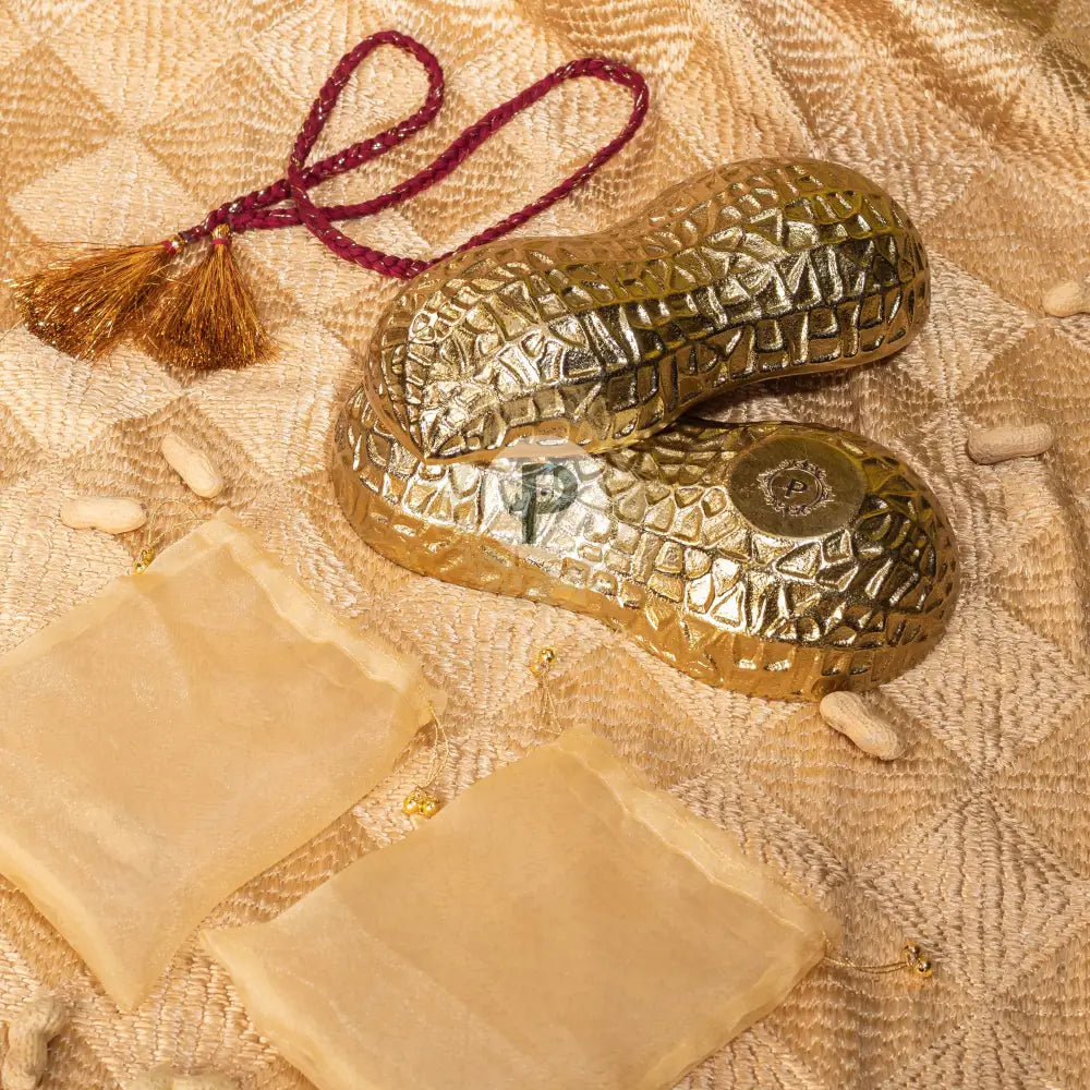 Peanut Box with 2 Potlis Box with Potli