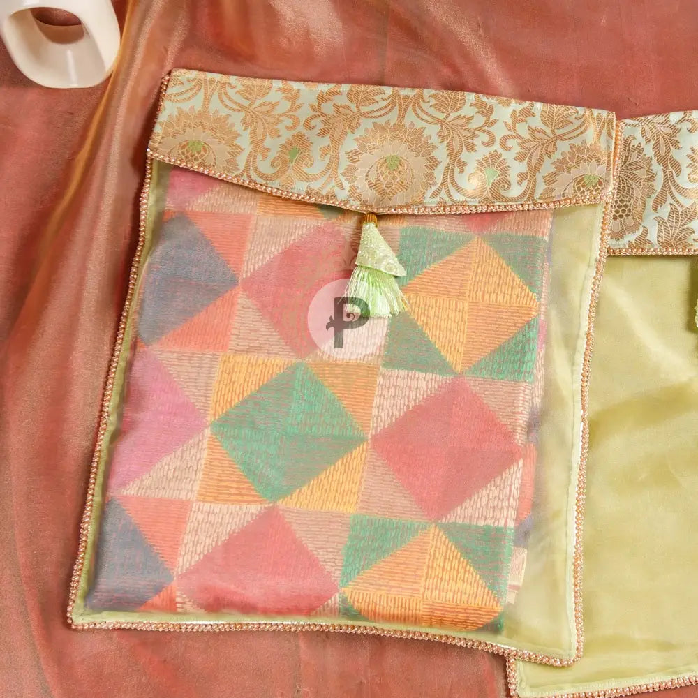 Buy Stylish Suit and Saree Covers Online Pataaree Studios Pvt Ltd