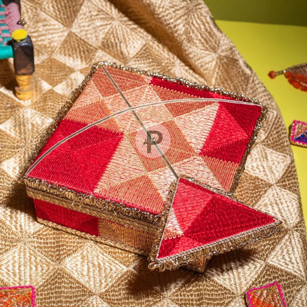 Phulkari Kite Mithai Box (1kg) Mithai Box