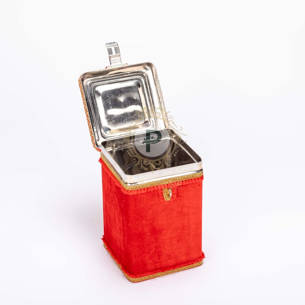 Red Velvet Bhaji Box
