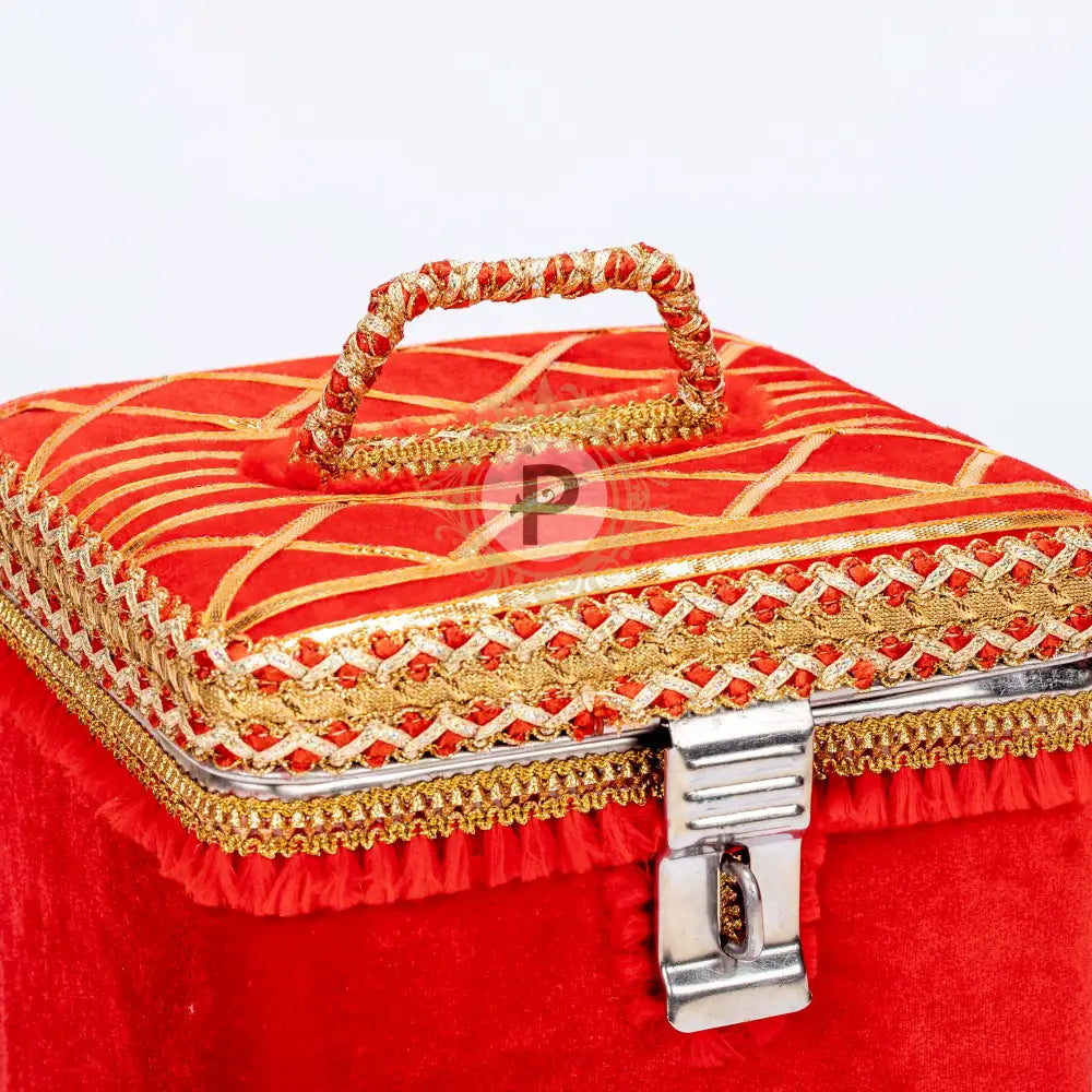 Red Velvet Bhaji Box