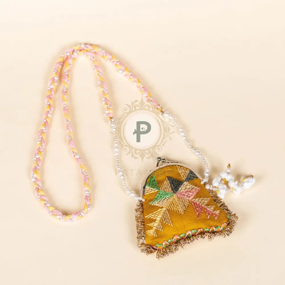Sada Bahaar Mini Parandi with Phulkari Sling Parandi