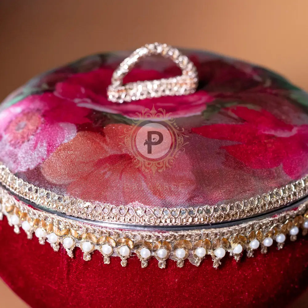 Surkh Ladoo Box (1kg Round) Ladoo Box