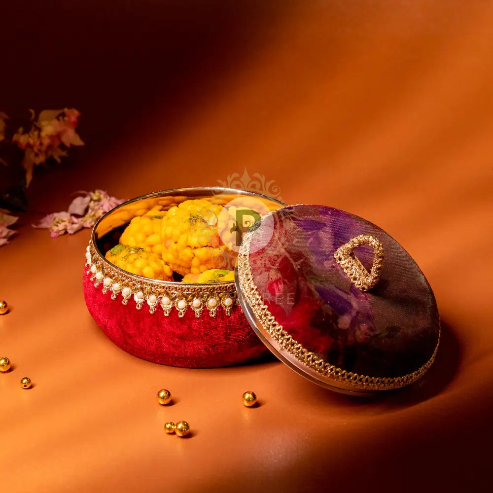 Surkh Small Ladoo Box Ladoo Box