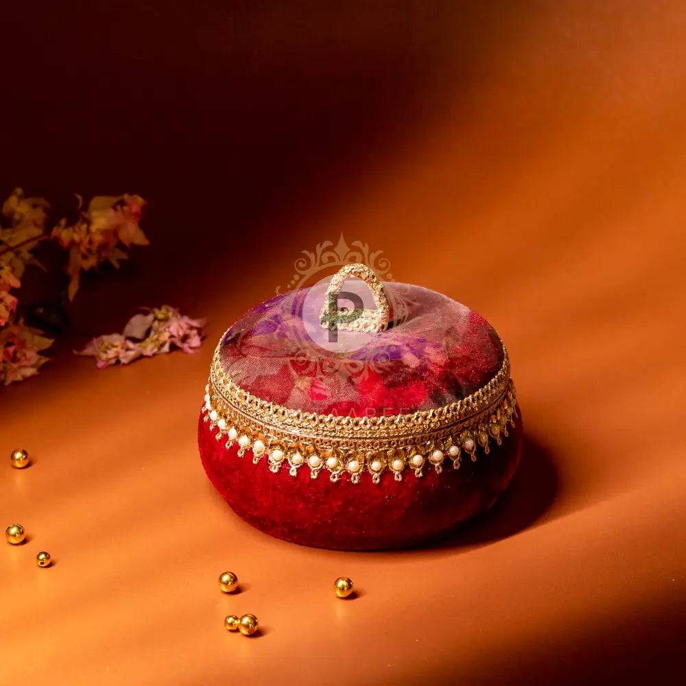 Surkh Small Ladoo Box Ladoo Box