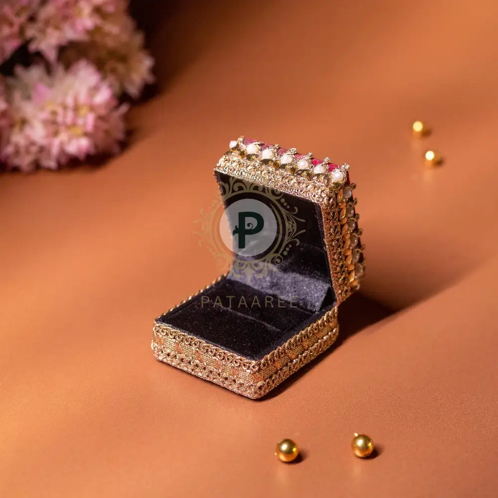 Surkh Ring Box Ring Box