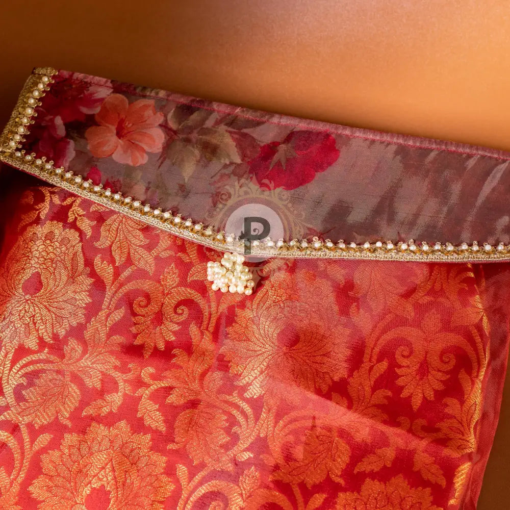 Surkh Suit Cover Suit Cover