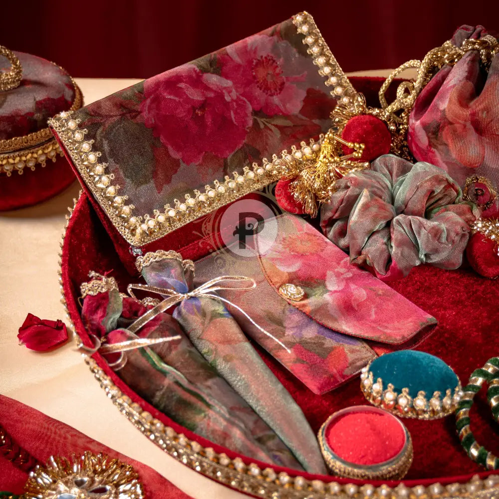 Surkh Teej Set Teej Set