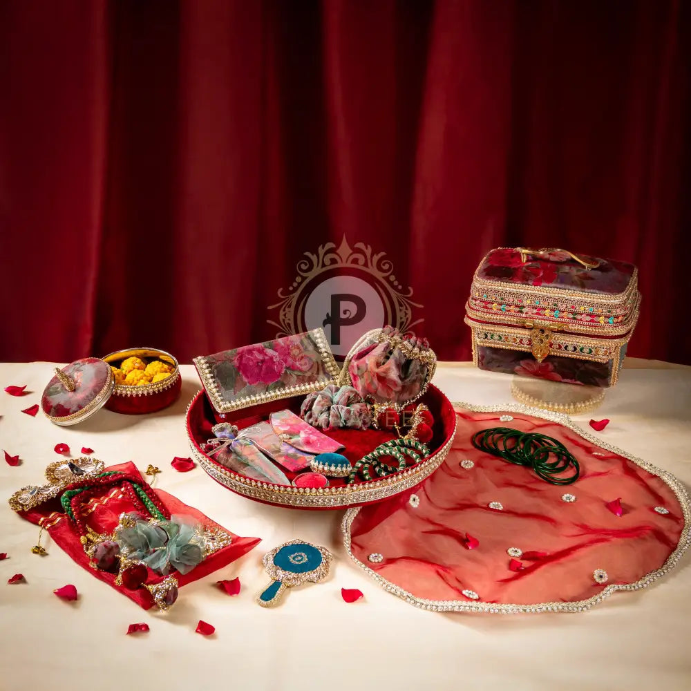 Surkh Teej Set Teej Set