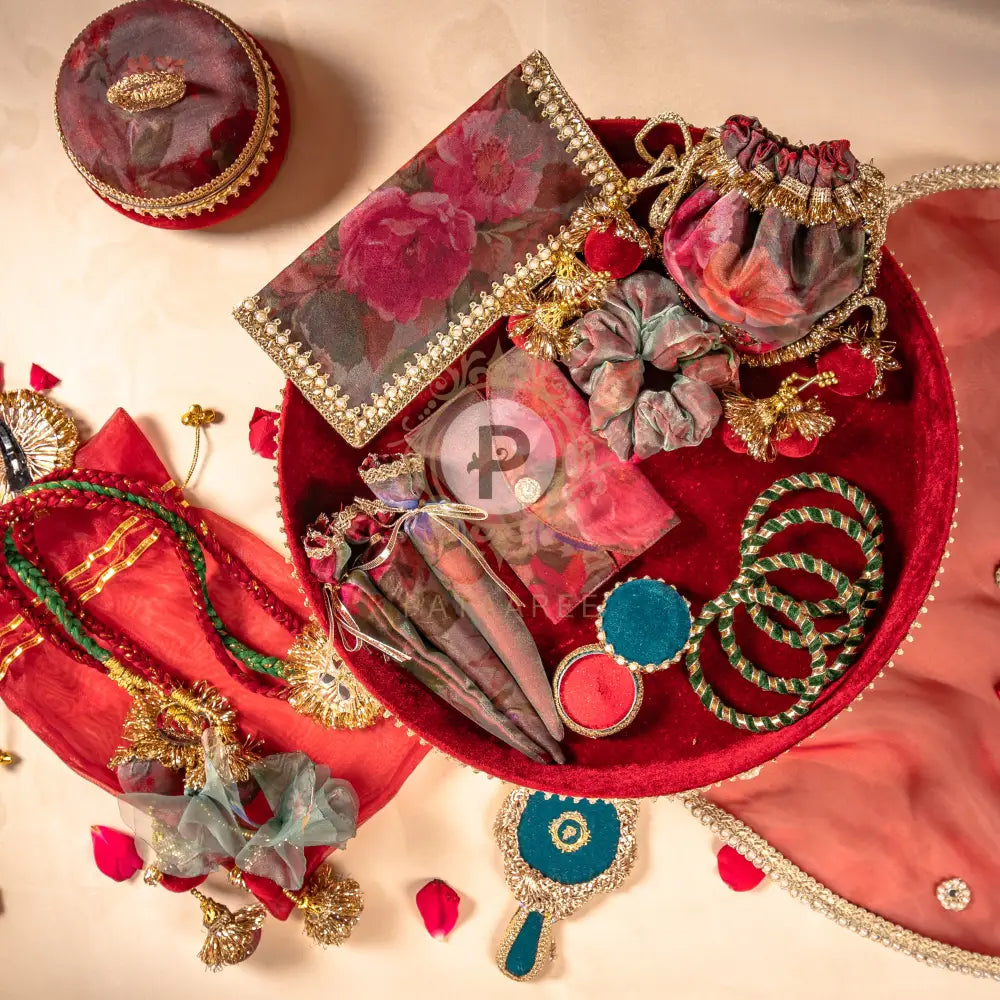 Surkh Teej Set Teej Set